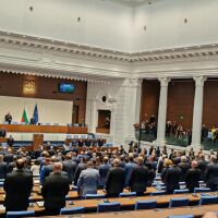 Първо заседание на 52-рия парламент на живо: Депутатите положиха клетва, избират председател