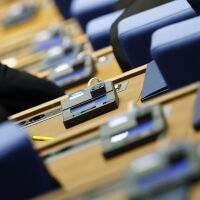 Вместо 5 парламентарните групи в 52-рия парламент са 6: Кои са техните председатели?