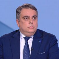 Асен Василев за раздялата с ДБ: Не е драматична стъпка, а нормална еволюция