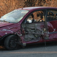 Тежка катастрофа до бензиностанция: 19-годишна жена загина. Друга млада жена е с опасност за живота