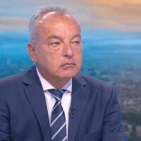 Гълъб Донев