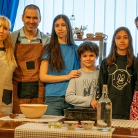 Ето как Чавдар от „Фермата“ 7 приготвя погача