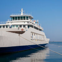 Заради скъпи горива: Вдигат цените на ферибота между Силистра и Румъния