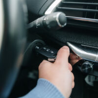 Не разбрал, че е човек - мислил, че е дупка: Пуснаха срещу 3000 лв. шофьор, прегазил пешеходец