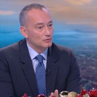 "Файненшъл таймс": Николай Младенов застава начело на ръководството на Газа