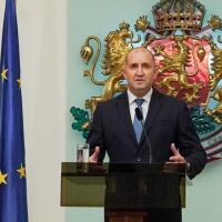 Румен Радев: Предсрочните избори са единственият път напред