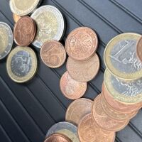 Омбудсманът пусна сигнал до БНБ за нередности при продажбата на евромонети от банките