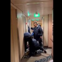 След 33 питиета на бара: Баща колабира на круизен кораб и умира (ВИДЕО)