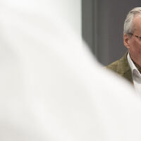 „Не съм терорист“: Германски принц отрича в съда, че е планирал преврат