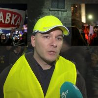 Над 150 стюарди пазят реда на протеста в центъра София 