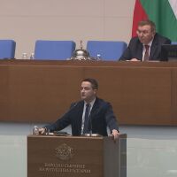 Божанков: От ИТН изглеждат като след колоноскопия във ветеринарна клиника - от лекар пакистанец за 500 лева