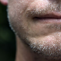 Учените от Кеймбридж: Юношеството трае до 32 години, зрелостта започва след това