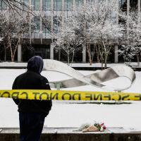 Спират лотарията на зелени карти в САЩ, била използвана от заподозрения в стрелба в университета „Браун“