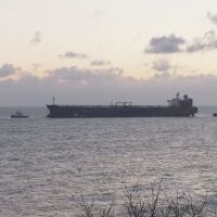 Продължава операцията по изтеглянето на заседналия танкер „Кайрос“ край Ахтопол