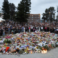 Полицията разкри нови детайли за нападателите от най-големия атентат в Австралия