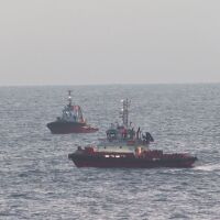 Танкерът “Кайрос” достига Бургаския залив