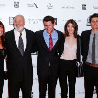 Откритите мъртви холивудски знаменитости Роб и Мишел Райнър са намушкани с нож