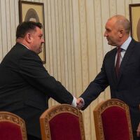 Зафиров към Радев: Няма да участваме в разговори за правителство, парламентът е нелегитимен