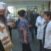 Светият синод дари 20 000 лв. на детско отделение в болница ИСУЛ