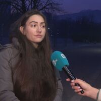 „След 5 дни в болница и интензивни грижи в момента е вкъщи“: Агресивно куче нападна пудел и стопанина му