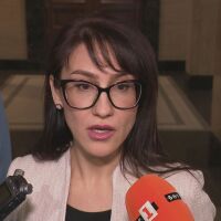 Шестима души отвличат мъж от София, превозват го с торба на главата и прехвървлят 94 000 лв. от негова сметка