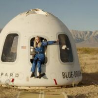 Човек в инвалидна количка за първи път летя в Космоса (СНИМКИ, ВИДЕО) 