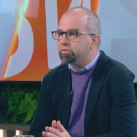 Парван Симеонов: Румен Радев е пред труден избор – да скочи сега в политиката или да изчака следващ етап