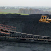 Двама души са загинали при подземна експлозия в полска въглищна мина