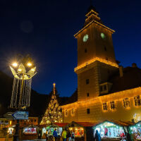 Най-големият коледен базар в Европа е в румънския град Брашов 