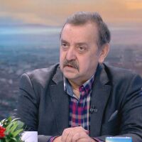 „Ракията лекува всичко“; „Студът разболява“... Проф. Кантaрджиев разобличава митове за вирусите