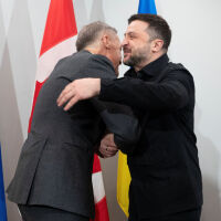 Пред срещата с Тръмп - Зеленски пристигна в Канада. Марк Карни обяви нова помощ за Украйна