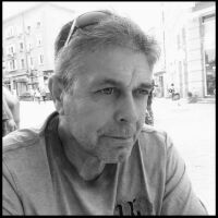 Почина писателят Роси Антов - часове преди да издъхне, сякаш отправя своето сбогуване