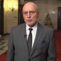 „Не ни казват: „Добре дошли“. Казват ни: „Винаги сте били тук“: Димитър Радев се обърна към българите