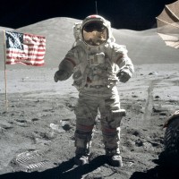 Показа ли „Артемис II“, че отново можем да кацнем на Луната?