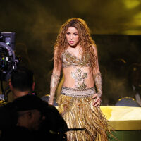 Техник загина при монтажа на сцената за концерта на Шакира в Рио