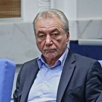 Карадимов: Няма данни за съгласуваност между търговците за покачване на цените на горивата 