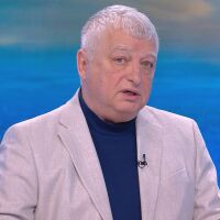 „Забраните са провал“: Психолог предупреждава, че ограниченията за социалните мрежи създават нови рискове