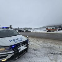 Три тела са открити в хижа в района на Годеч (СНИМКИ)