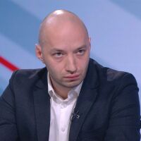 Социолог: Атаката срещу Румен Радев ще го легитимира като политическата алтернатива. На това се надява той