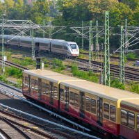 Кондуктор почина във влак след нападение от пътник без билет