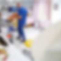 Множество клипове със скрита камера от столичен гинекологичен кабинет са публикувани онлайн