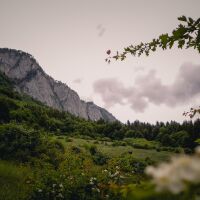 От 3 градуса на северозапад до 15 на югоизток на 6 февруари 