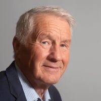 Разследват бившия норвежки премиер Ягланд заради връзки с Епстийн