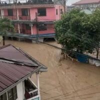 Заради буря: Най-малко 8 жертви при наводнения и свлачища във Филипините 