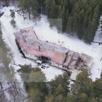 Вижте първи кадри на бившата хижа „Петрохан“ след тройното убийство (ВИДЕО)