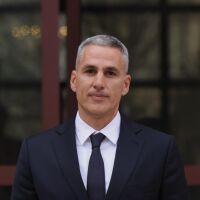 От силно положителни до крайно отрицателни: Реакциите за избора на Андрей Гюров за служебен премиер