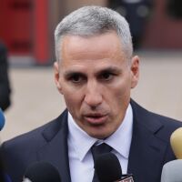 Гюров за предстоящите избори: Ще има стандартен формат на параваните, които да запазват честността на вота