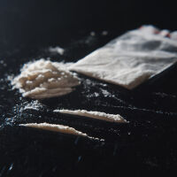 Чешката полиция разби група за наркотрафик, пренасяла кокаин в торти