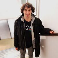 Максим Ландо: Не се тревожа от контрастите, прегръщам ги