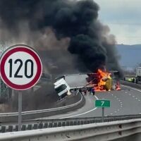 Тежка катастрофа между два камиона до София. Единият водач е загинал